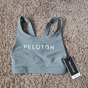 NWT Peloton Cadent V-back Sports Bra